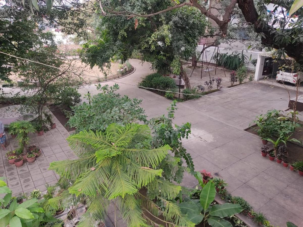 Vatika Homestay Варанаси Екстериор снимка