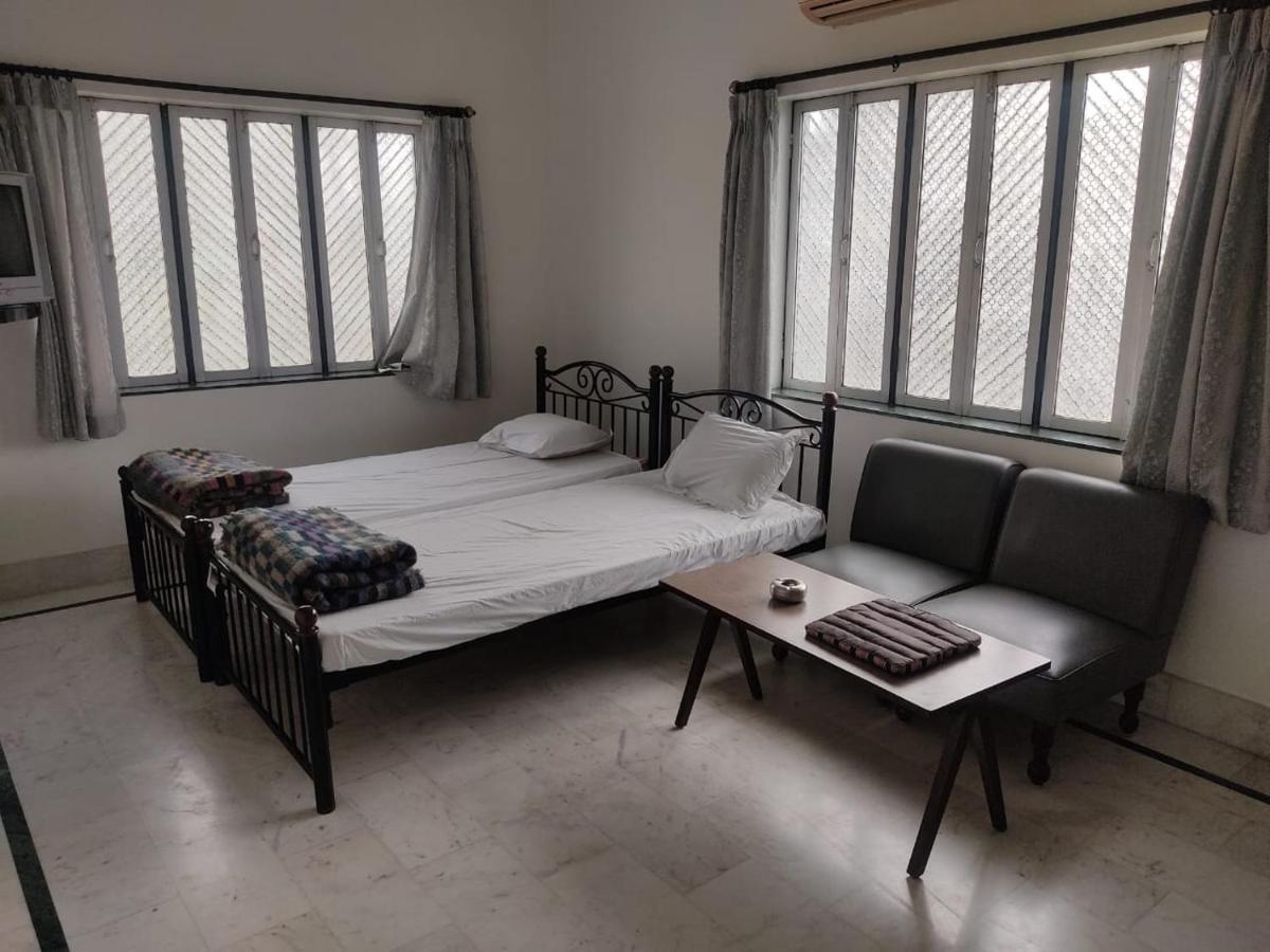 Vatika Homestay Варанаси Екстериор снимка