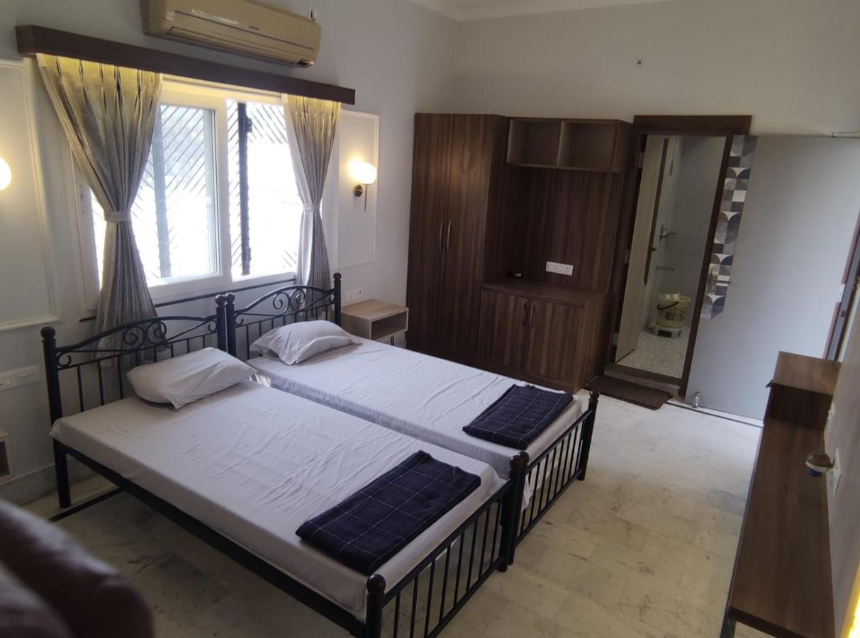 Vatika Homestay Варанаси Екстериор снимка