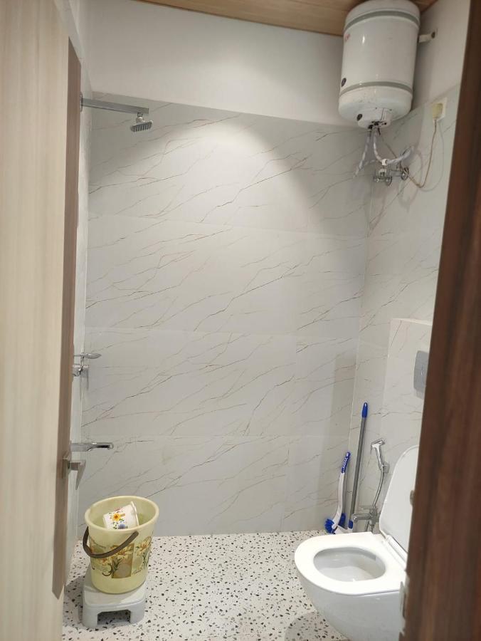 Vatika Homestay Варанаси Екстериор снимка